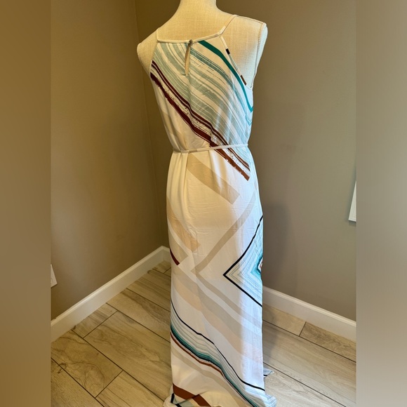 5 for $30 WHITE HOUSE BLACK MARKET White Belted Maxi Dress - Picture 5 of 9